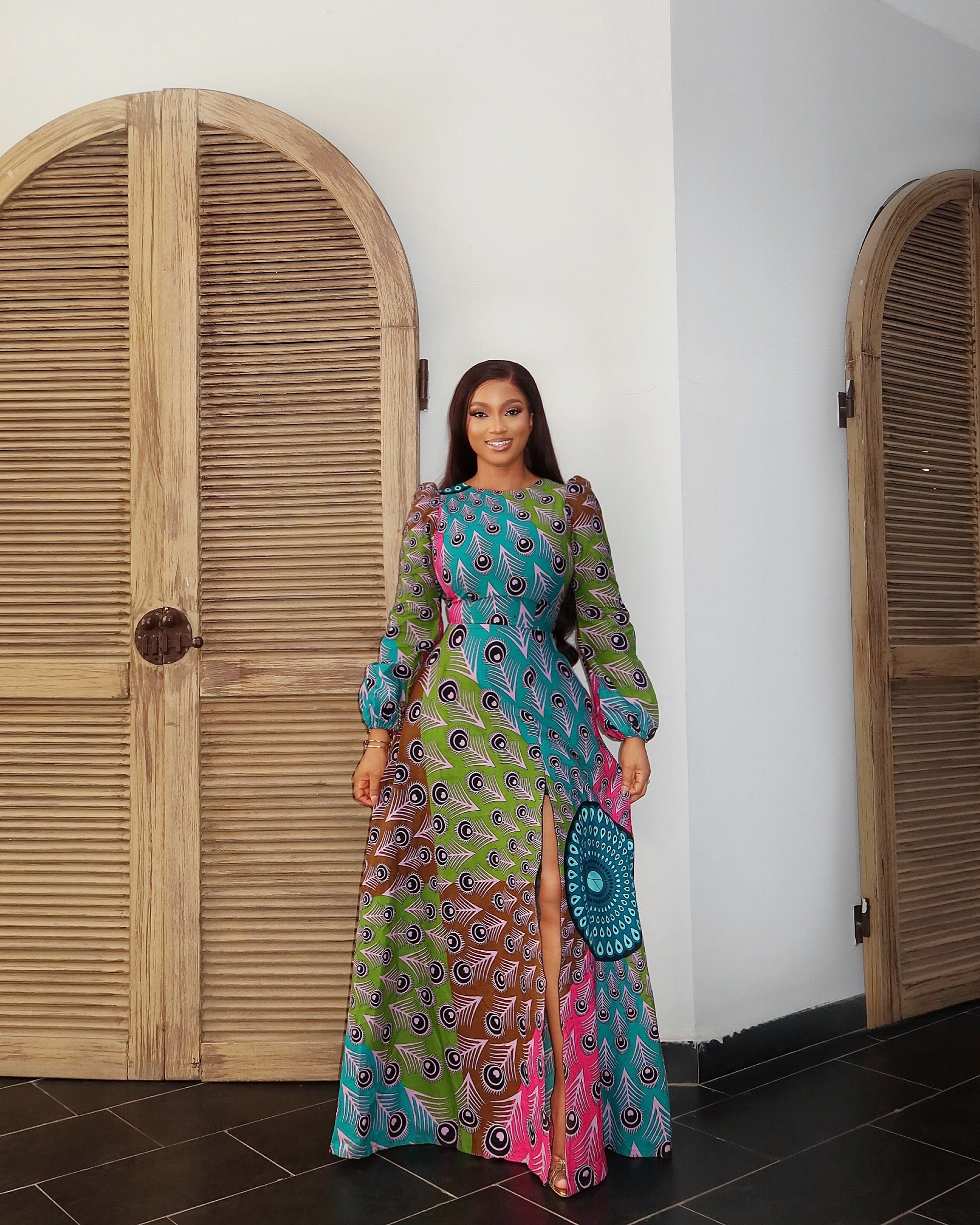 Olaudo dress(Pre-Order Ships from Jan 7th)